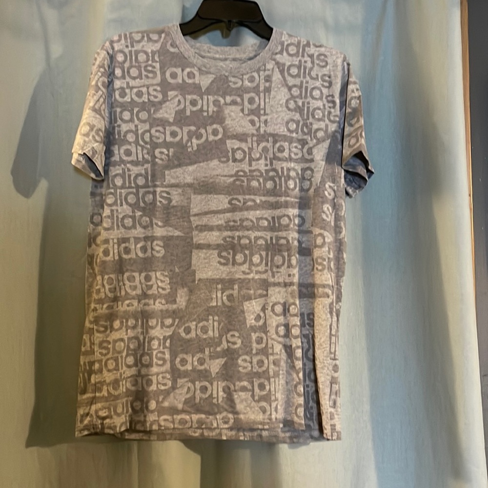 Adidas tee